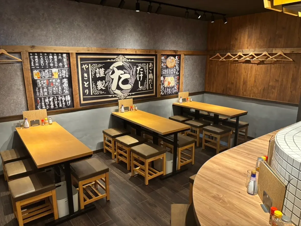 おでん屋たけし 小倉店のテーブル席